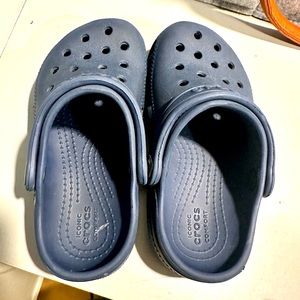 Crocs size 9 in boys